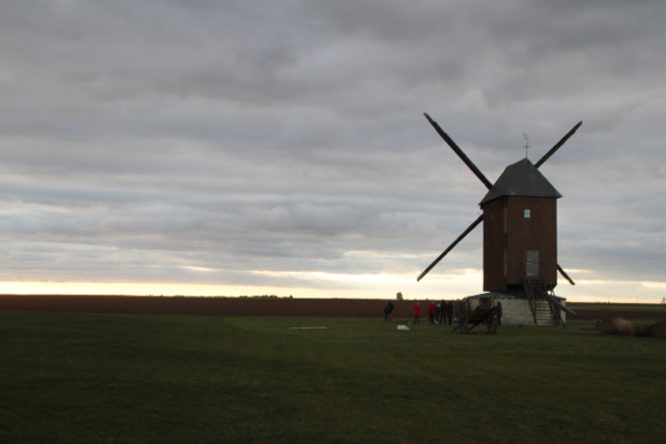 Vu de la salle des fêtes, le moulin du Paradis( fin du XVIII, restauré récemment)